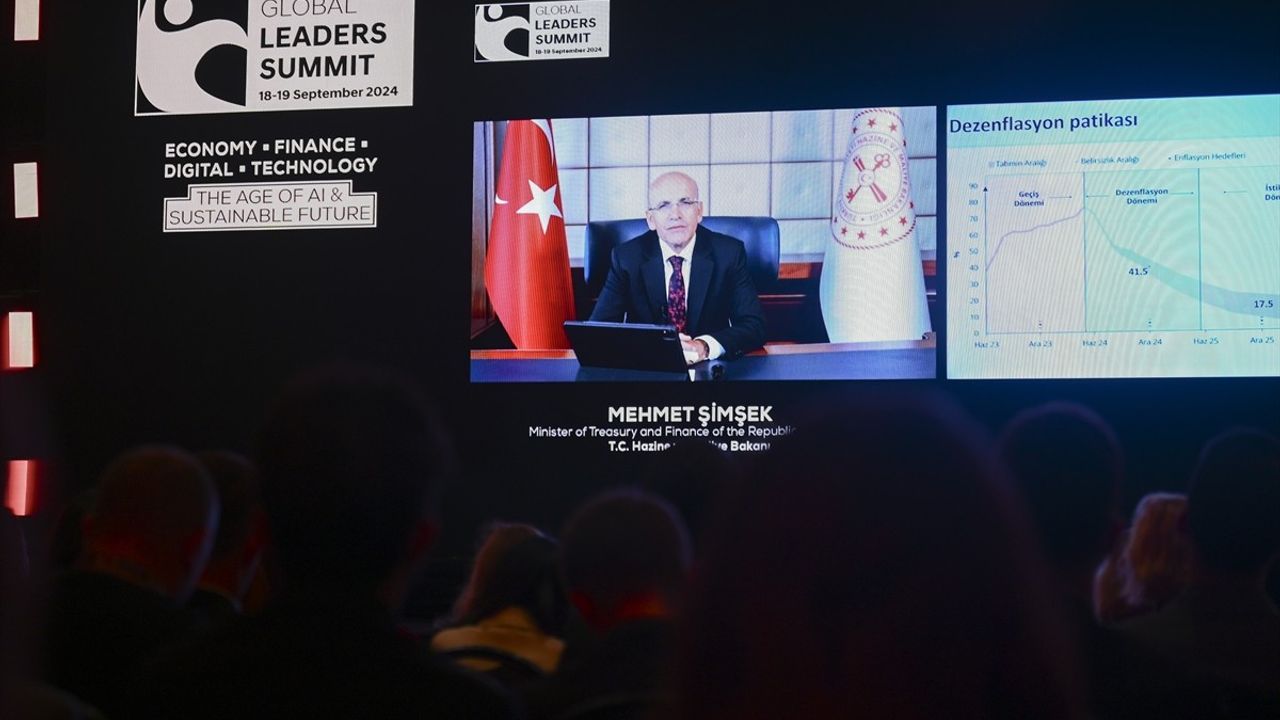 Hazine ve Maliye Bakanı Şimşek Global Liderler Zirvesi'nde Türkiye Ekonomisini Değerlendirdi