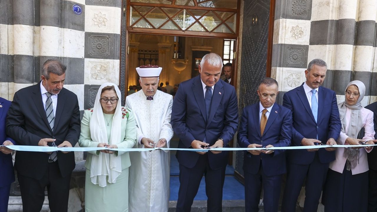 Kültür ve Turizm Bakanı Gaziantep'te Alaüddevle Camisi Açılışını Gerçekleştirdi