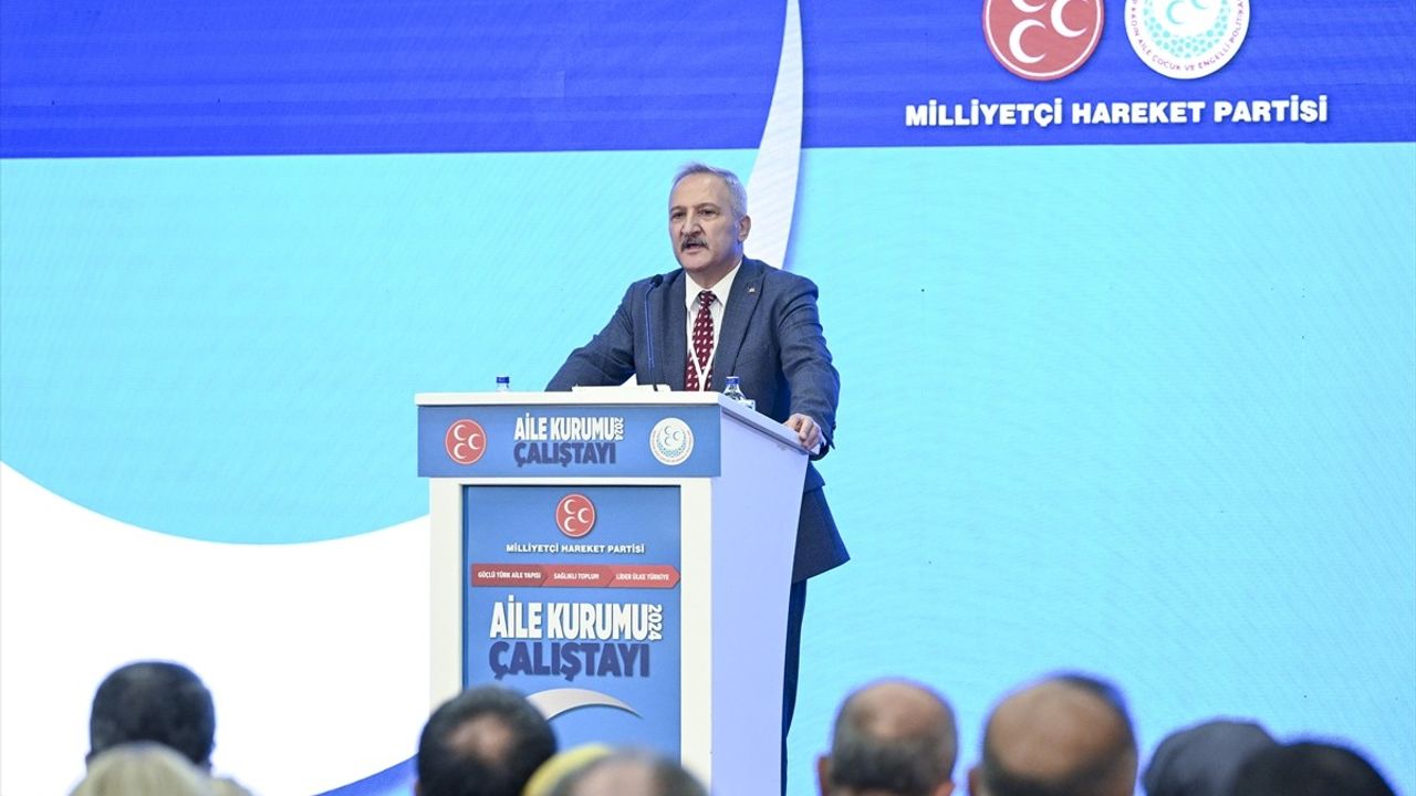 MHP'den Aile Kurumu Çalıştayı: Türk Aile Yapısına Dikkat