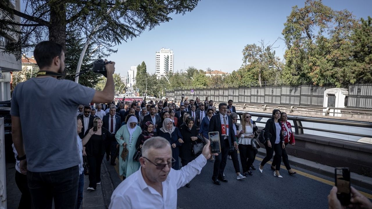 Milli Yol Partisi'nden İsrail Saldırılarına Protesto