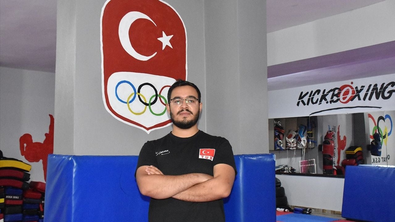 Minik Kick Boksçu Ahmet Batur İnan 1 Yılda 3 Madalya Kazandı