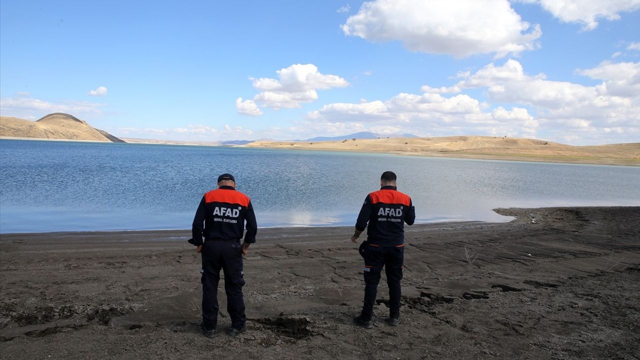 Muş'ta Kaybolan Lise Öğrencisi İçin Arama Çalışmaları Devam Ediyor