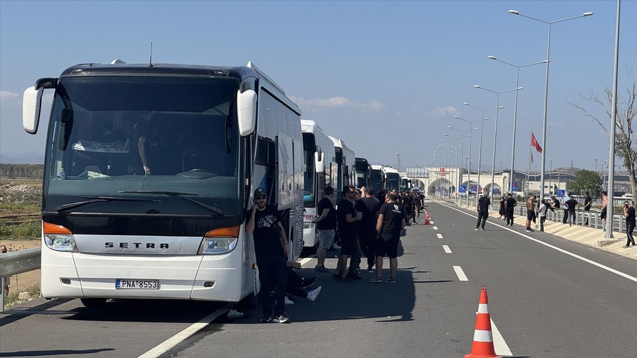 PAOK Taraftarları Türkiye'ye Giriş Yaptı