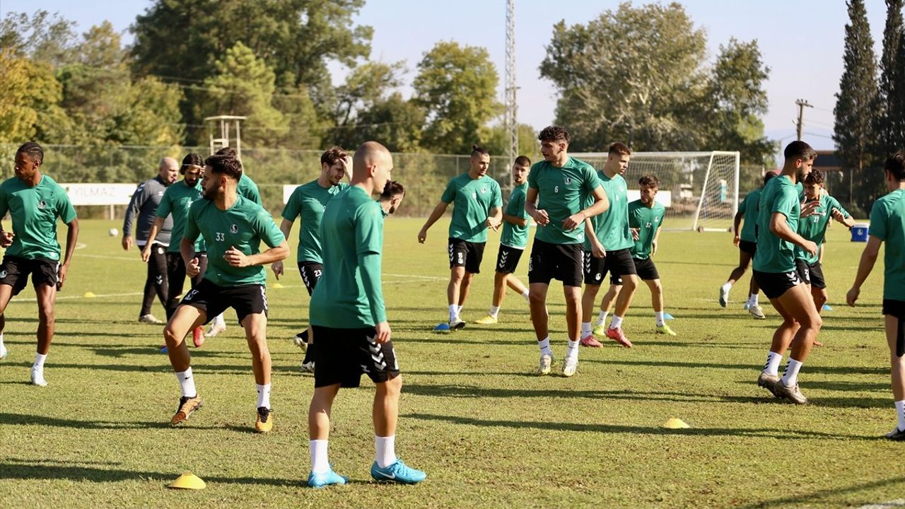 Sakaryaspor, Ümraniyespor Maçına Hazırlıklarını Sürdürüyor