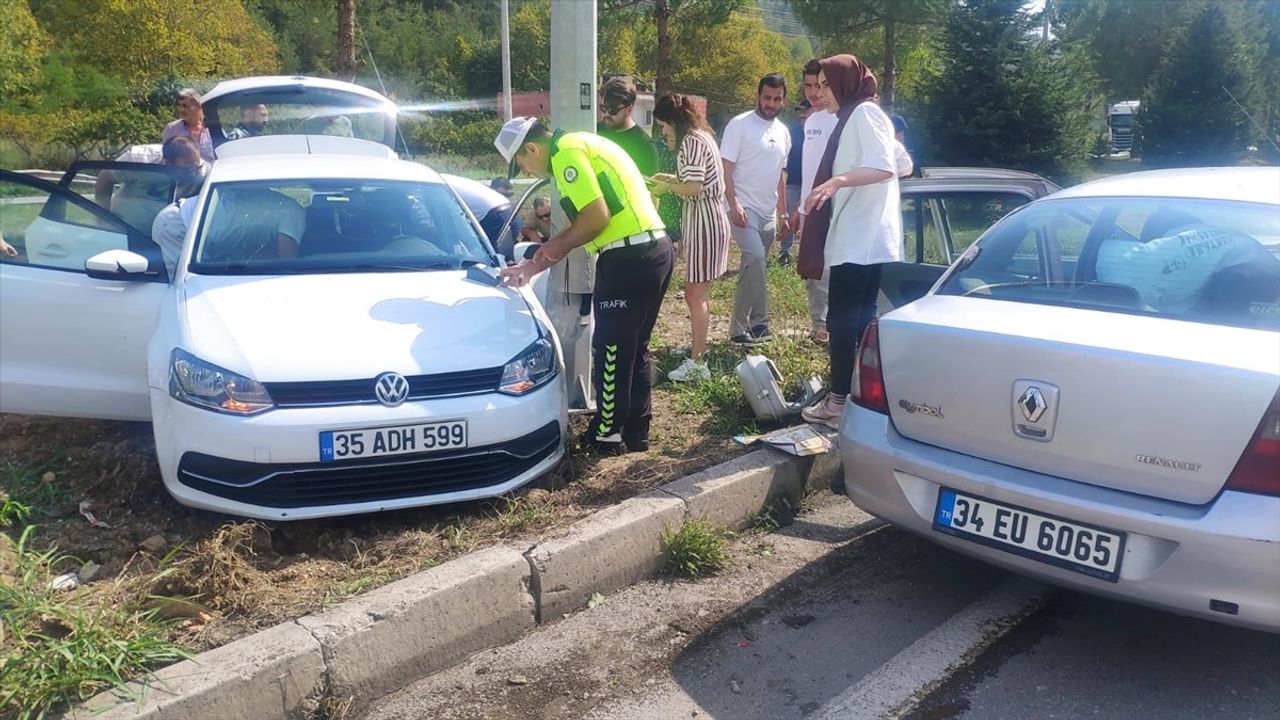 Samsun'da Trafik Kazası: 7 Yaralı