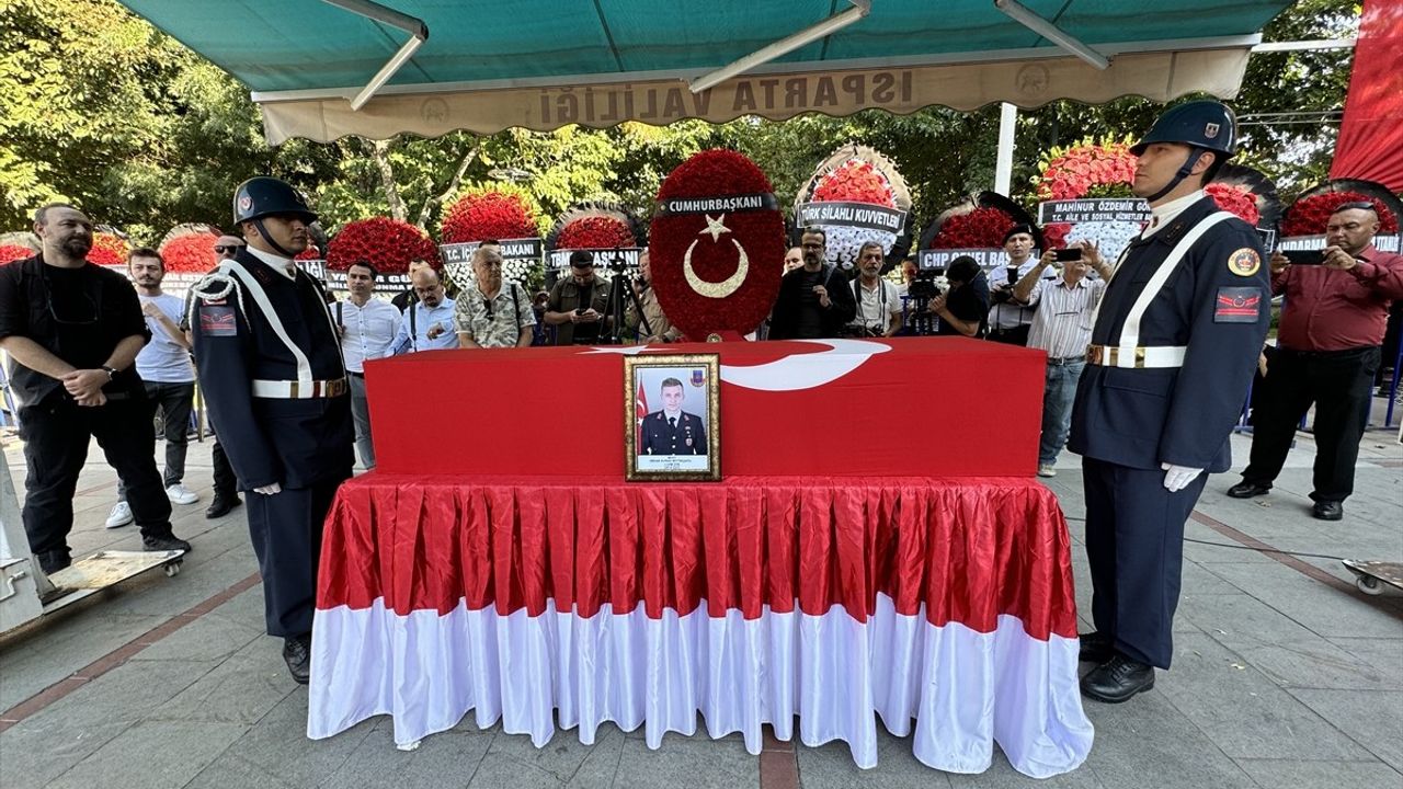 Şehit Jandarma Uzman Çavuş Orhan Burak Büyükçaylı Isparta'da Defnedildi