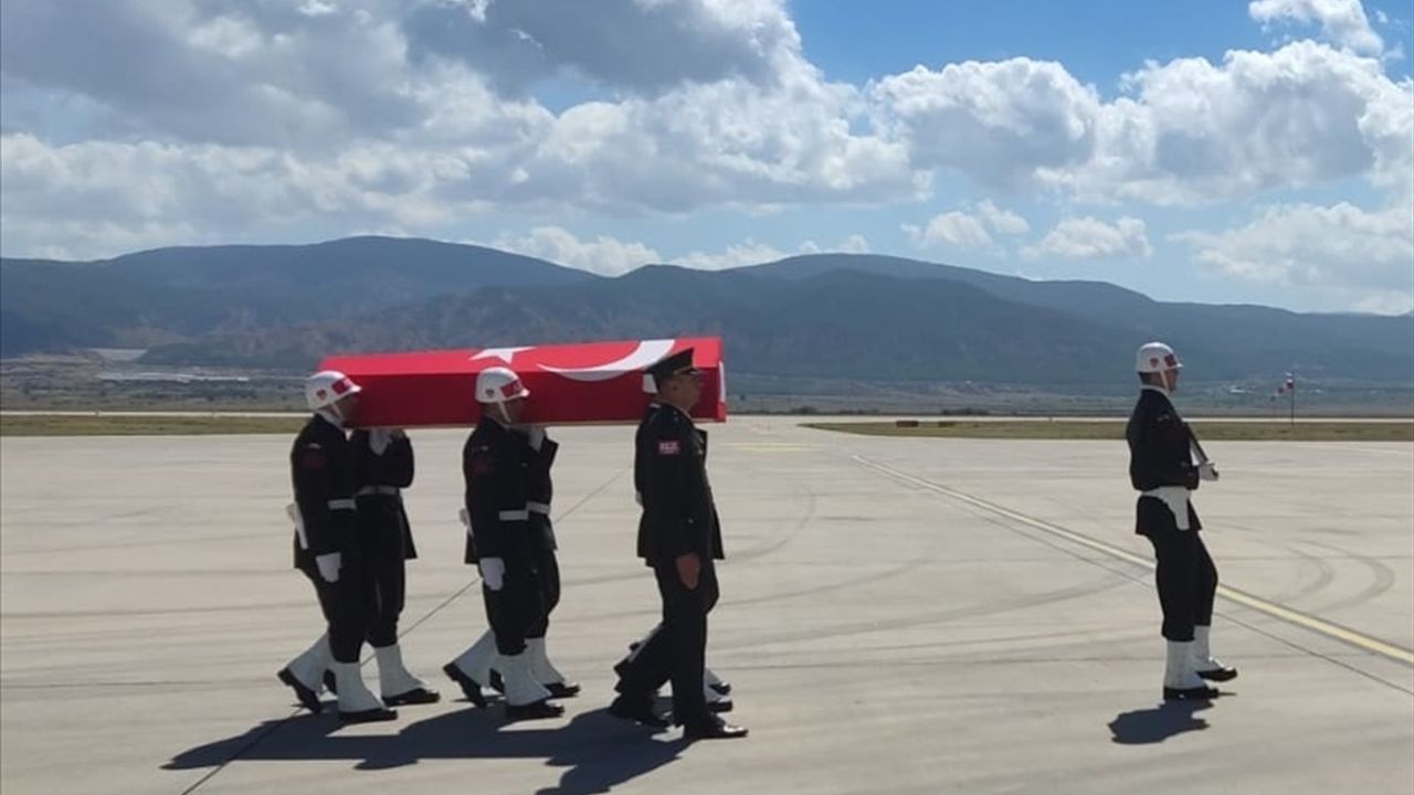 Şehit Uzman Çavuş Onur Çapan Isparta'ya Uğurlandı