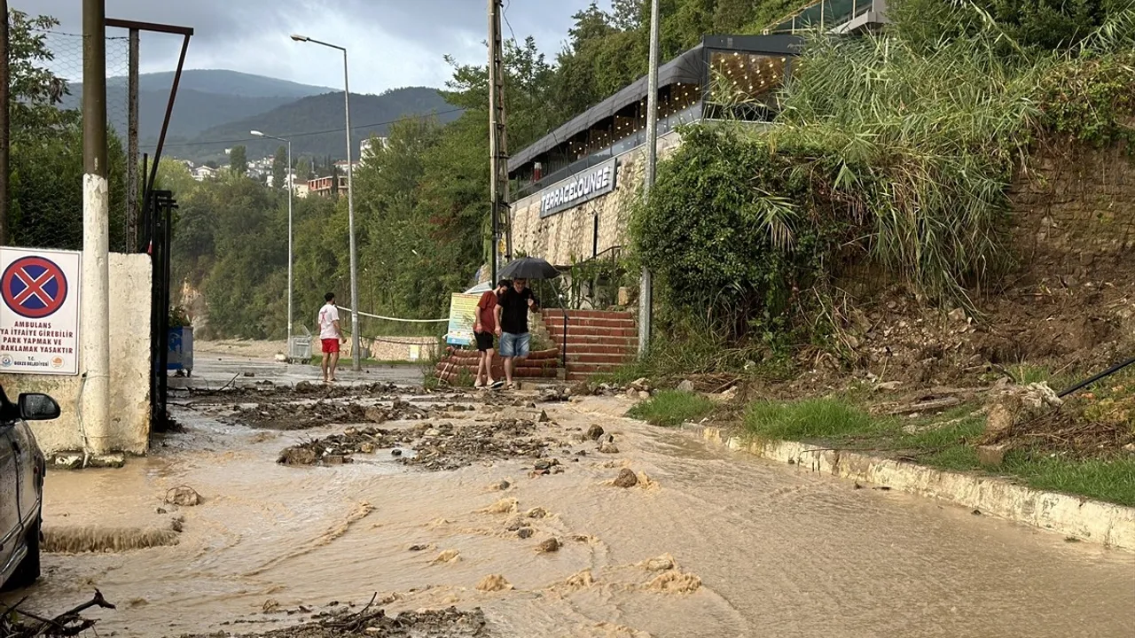 Sinop'ta Sağanak Yağışın Etkileri