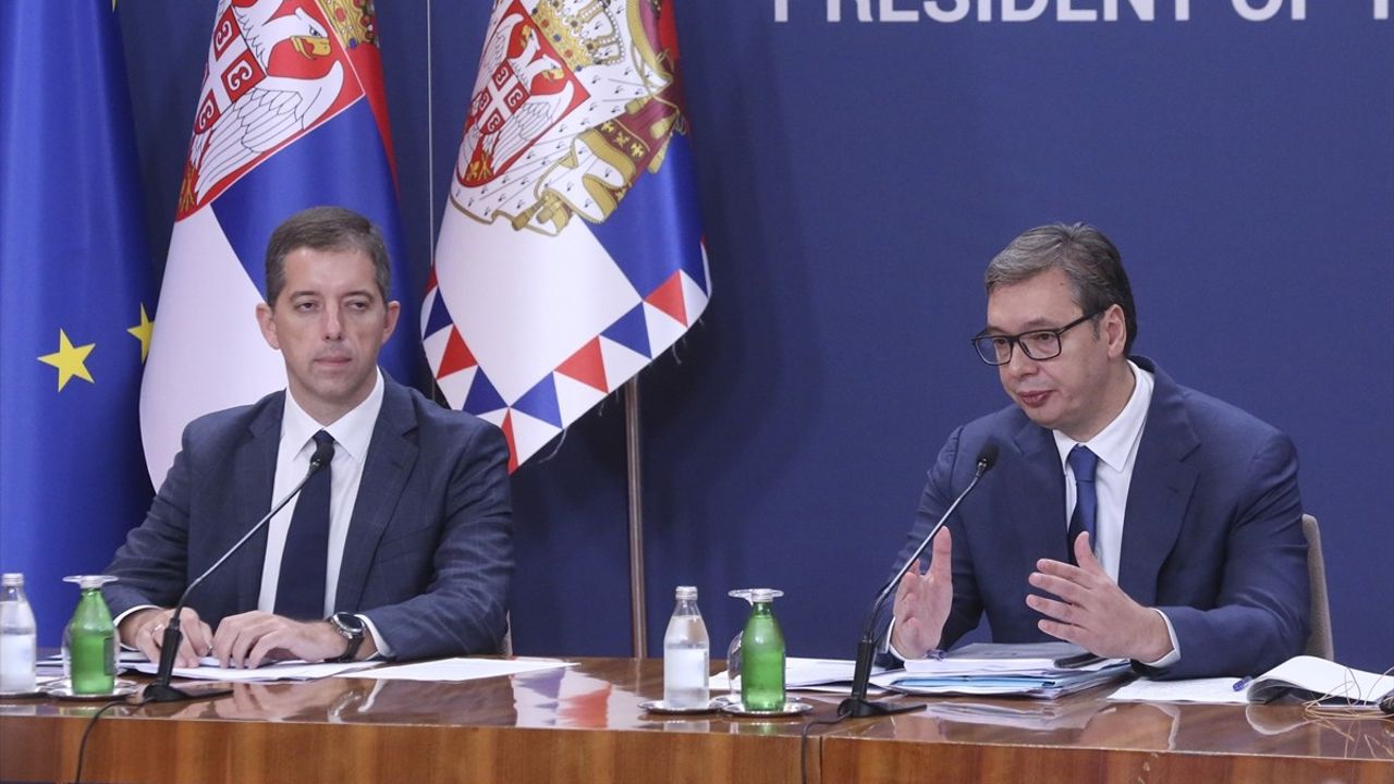 Sırp Cumhurbaşkanı Vucic'ten Belgrad-Priştine Diyalog Süreci'nde Uyarılar