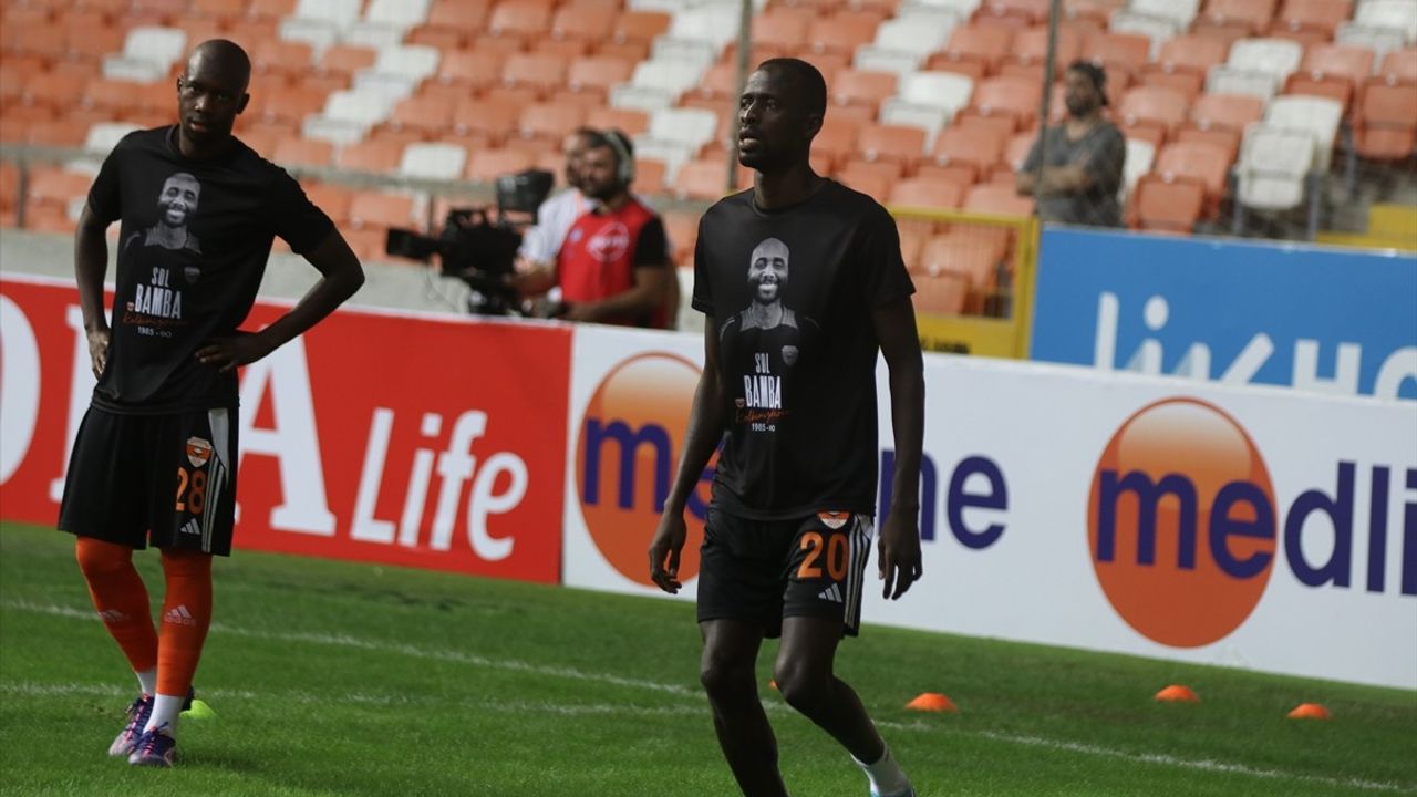 Trendyol 1. Lig'de Duygusal Anlar: Adanaspor ve Ankara Keçiörengücü Berabere Kaldı