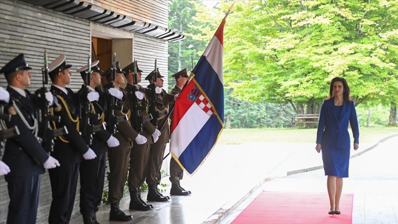 Türkiye'nin Yeni Zagreb Büyükelçisi Erpulat Altuntaş Güven Mektubunu Sundu