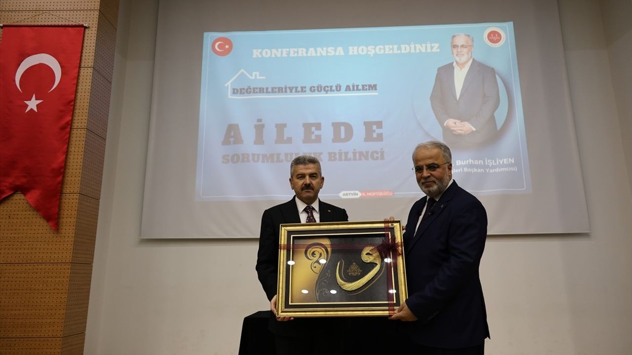 Ailede Sorumluluk Bilinci: Diyanet İşleri Başkan Yardımcısı İşliyen'den Önemli Mesajlar