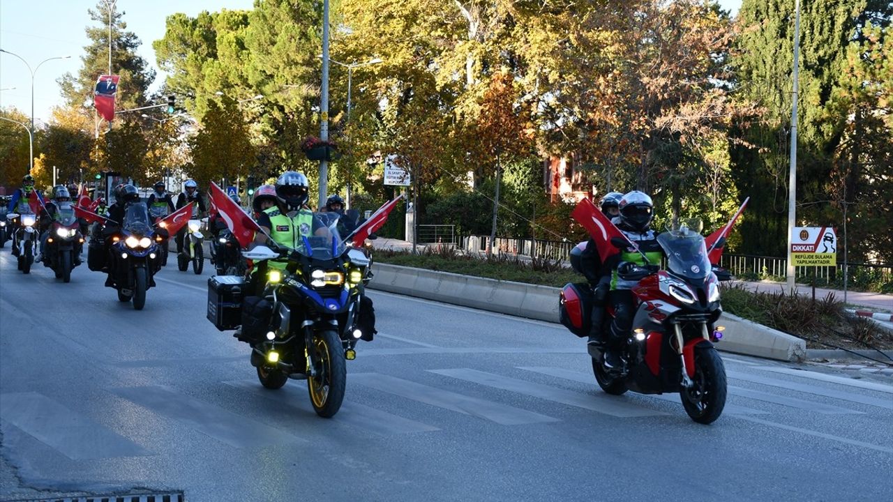 Bilecik'te Kurtuluştan Kuruluşa Motosiklet ve Bisiklet Turu Düzenlendi