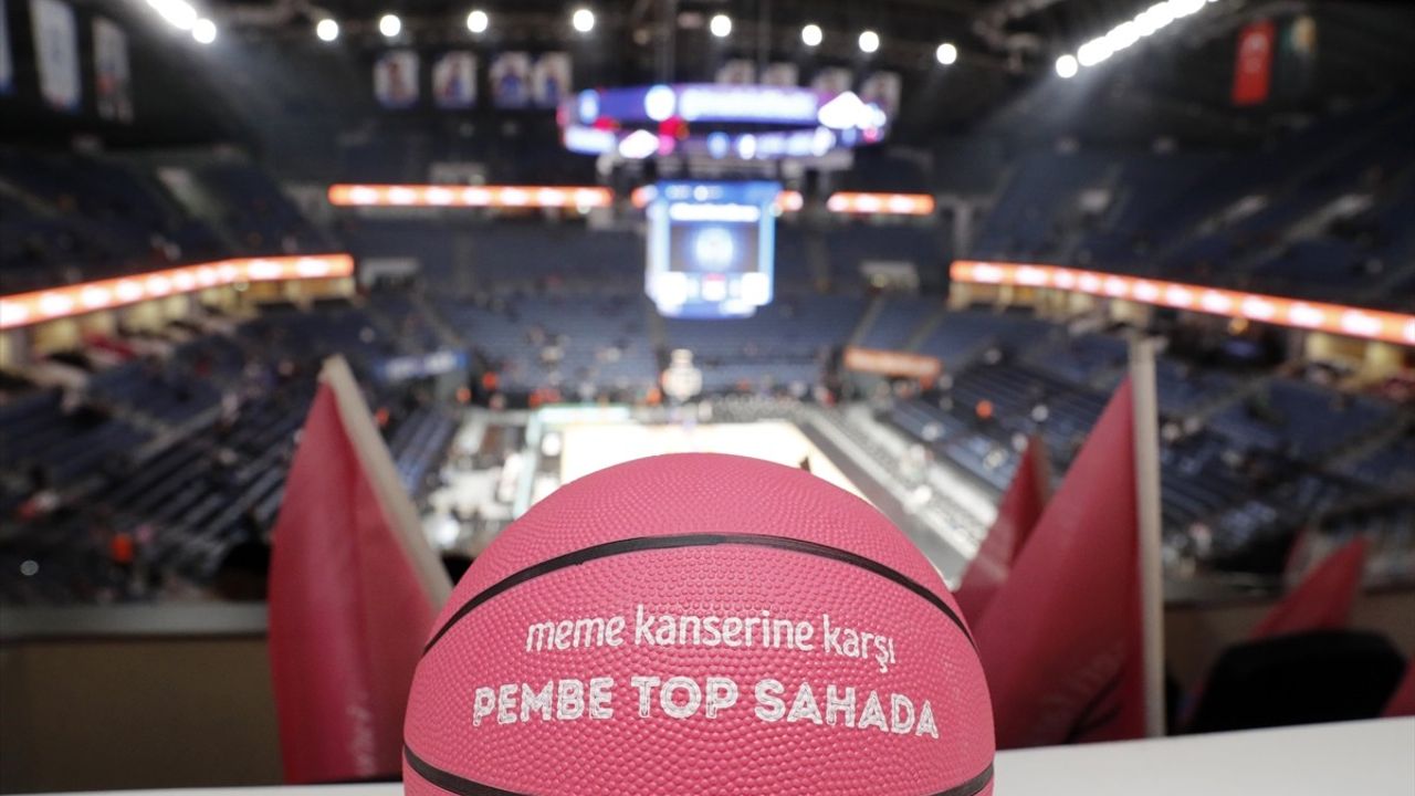 Boyner, Pembe Top Sahada Projesine Yedinci Kez Destek Veriyor