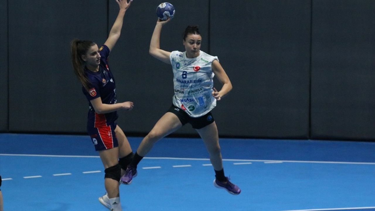 Bursa Büyükşehir Belediyespor, EHF Kadınlar Avrupa Kupası'nda Tur Atladi