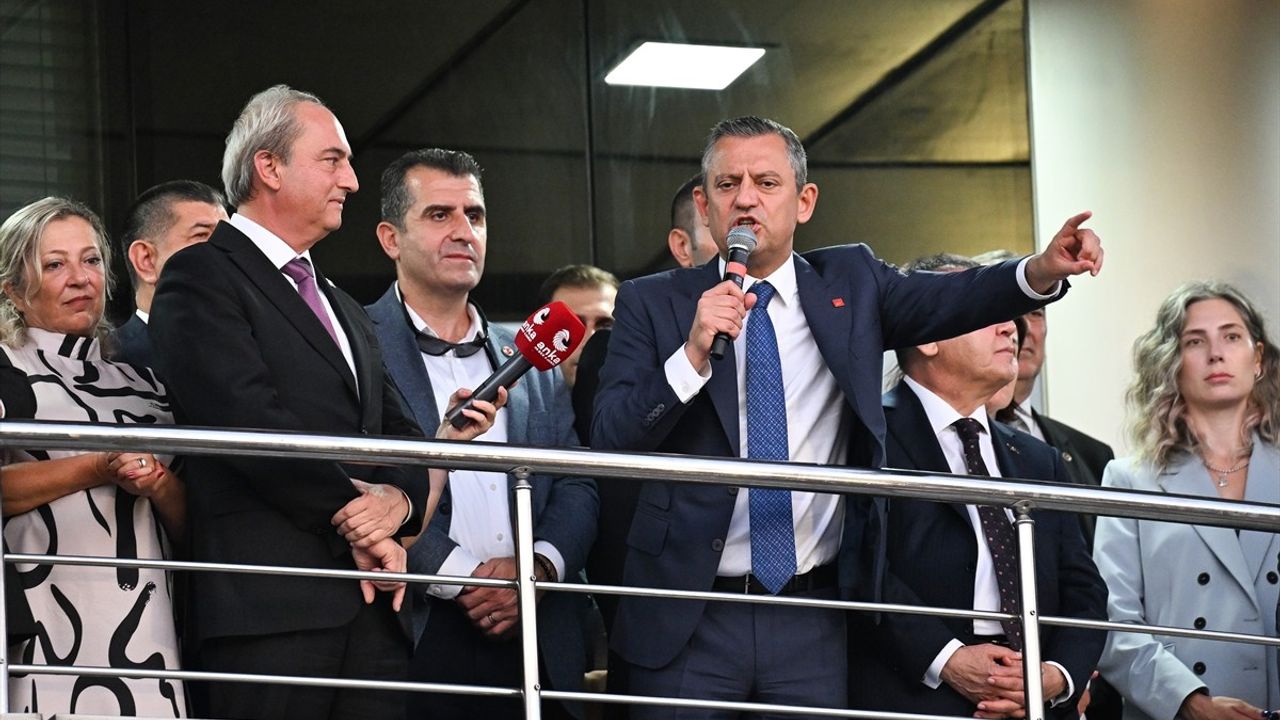 CHP Genel Başkanı Özgür Özel'den Antalya'ya Güçlü Mesajlar