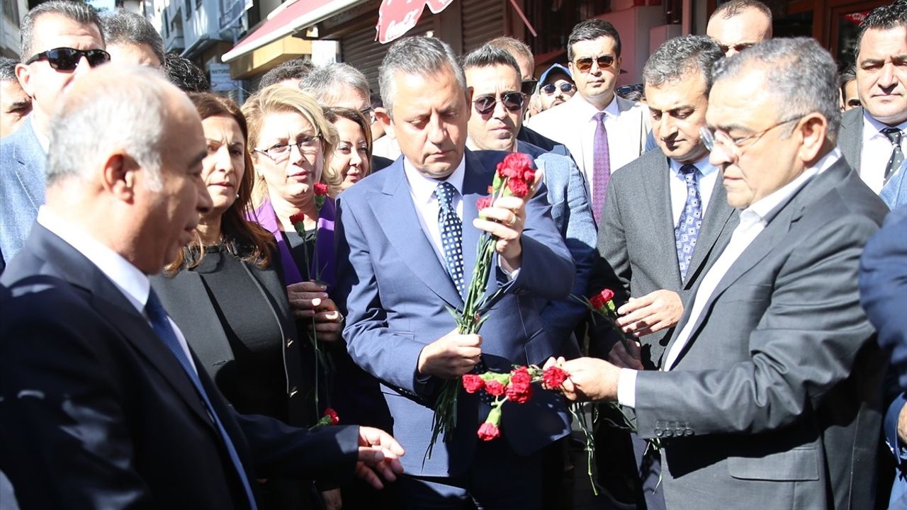 CHP Genel Başkanı Özgür Özel'in Diyarbakır Temasları