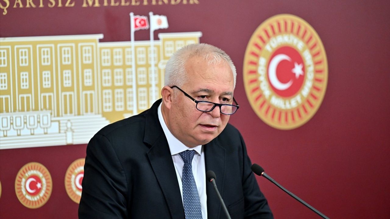 CHP'li Özkan, Arazi Toplulaştırmasında Çiftçilerin Mağdur Olmaması Gerektiğini Vurguladı