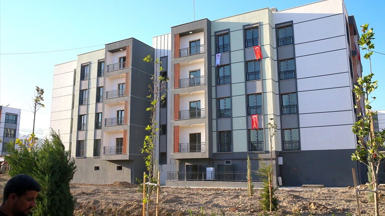 Dikmece'deki Deprem Konutları İnşaatı Hızla Devam Ediyor