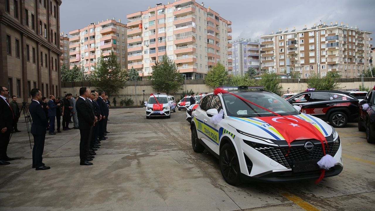 Diyarbakır Emniyet Müdürlüğüne 50 Yeni Araç Tahsis Edildi