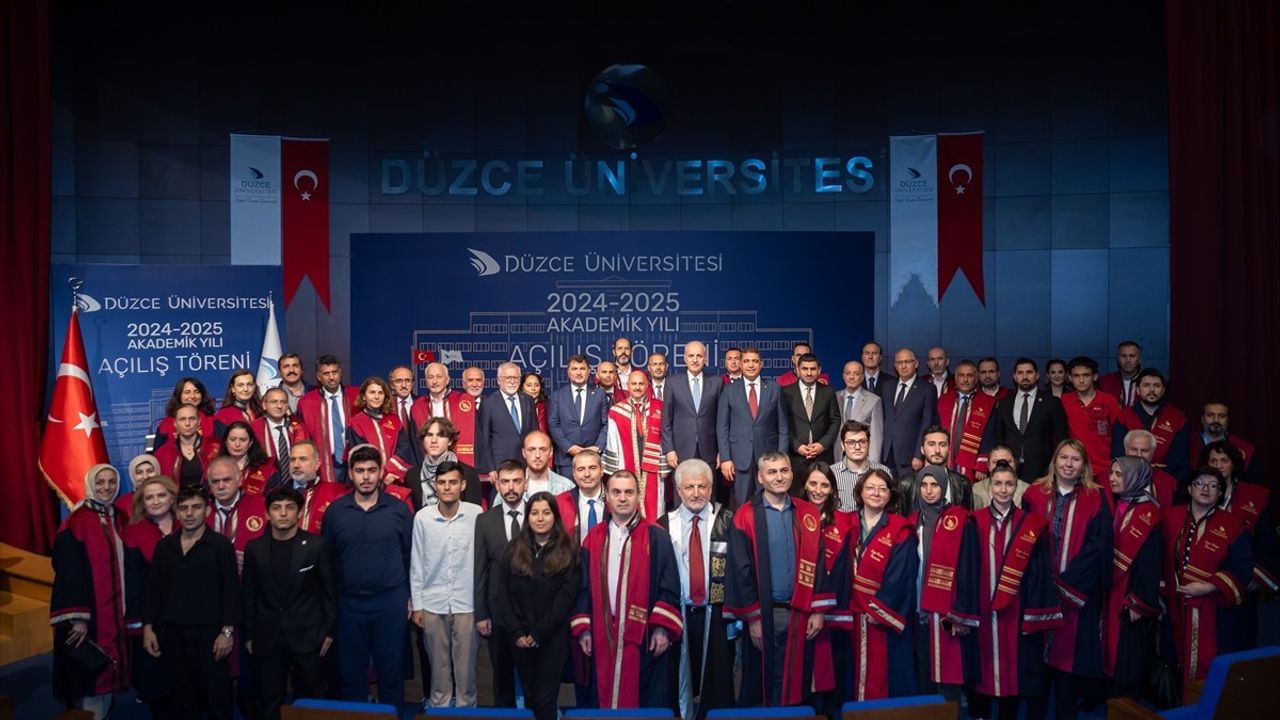 Düzce Üniversitesi Töreninde TBMM Başkanı Kurtulmuş'tan Önemli Açıklamalar