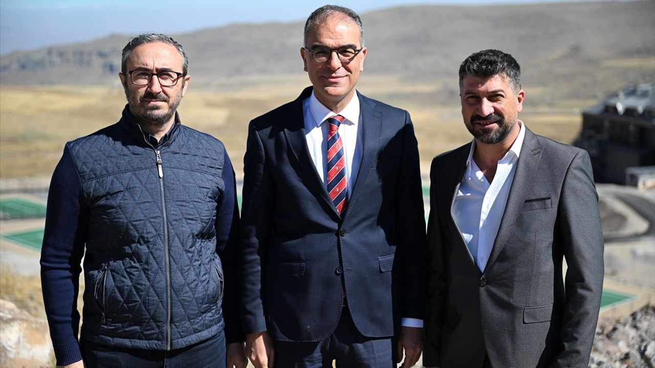 Erciyes Dağı'nda Yeni Tenis Kortları ile Sporun Merkezi Olma Yolunda İlerliyor