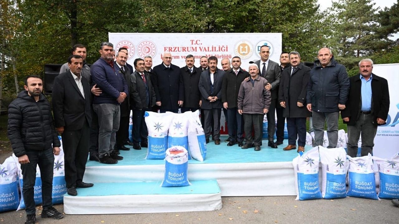 Erzurum'da Çiftçilere 935 Ton Buğday Tohumu Dağıtıldı