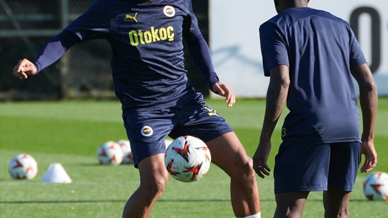 Fenerbahçe, Manchester United Maçına Hazır!