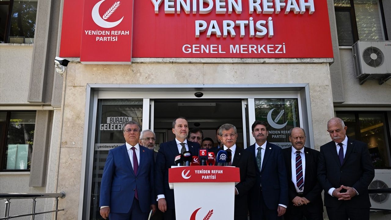 Gelecek ve Yeniden Refah Partileri Arasında Önemli Zirve