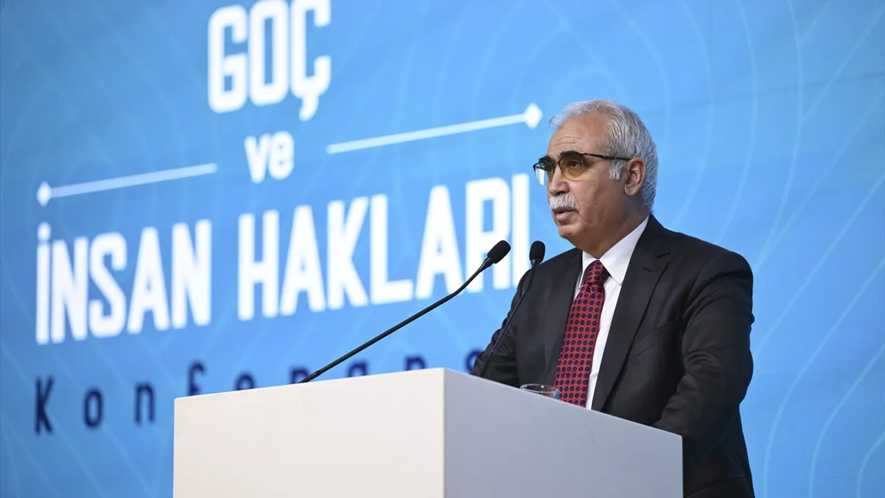 Göç ve İnsan Hakları: AYM Başkanı Özkaya'nın Açıklamaları