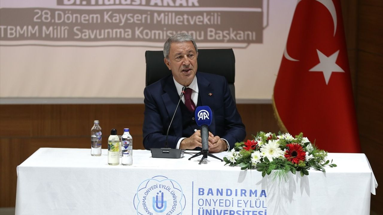 Hulusi Akar: Terörle Mücadele Kesintisiz Devam Edecek