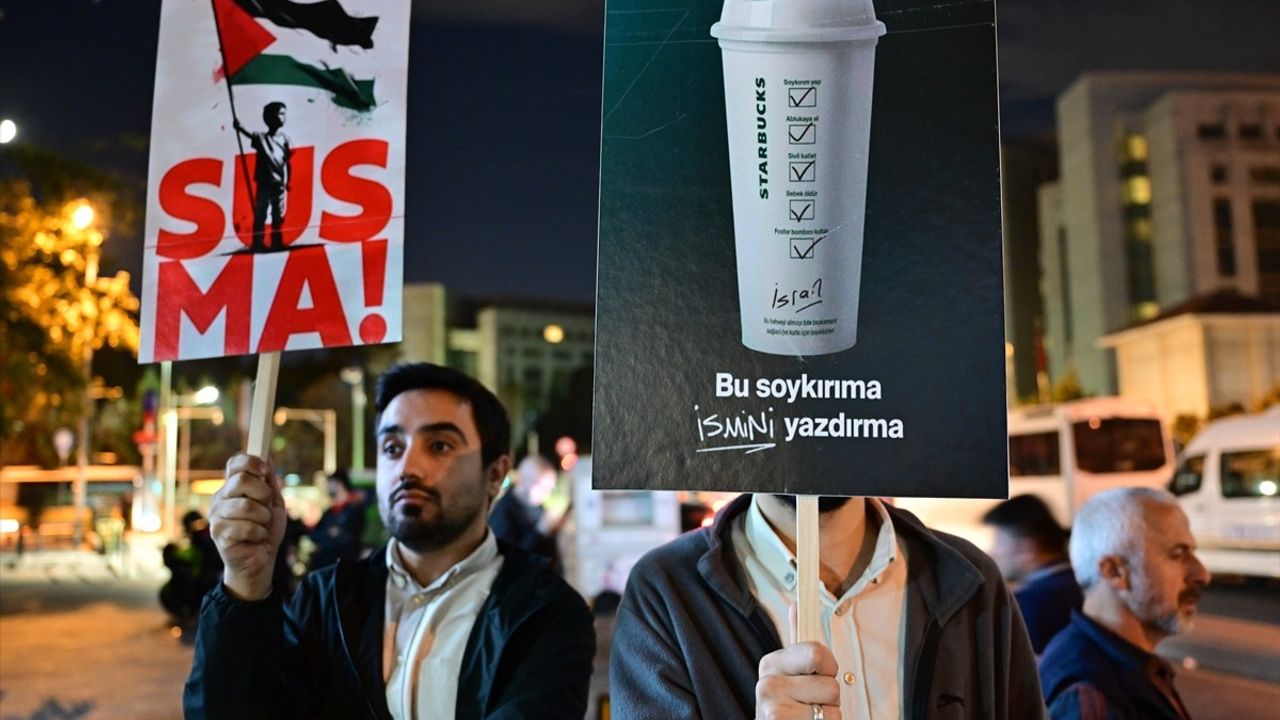 İstanbul'da İsrail Karşıtı Protestolar Devam Ediyor