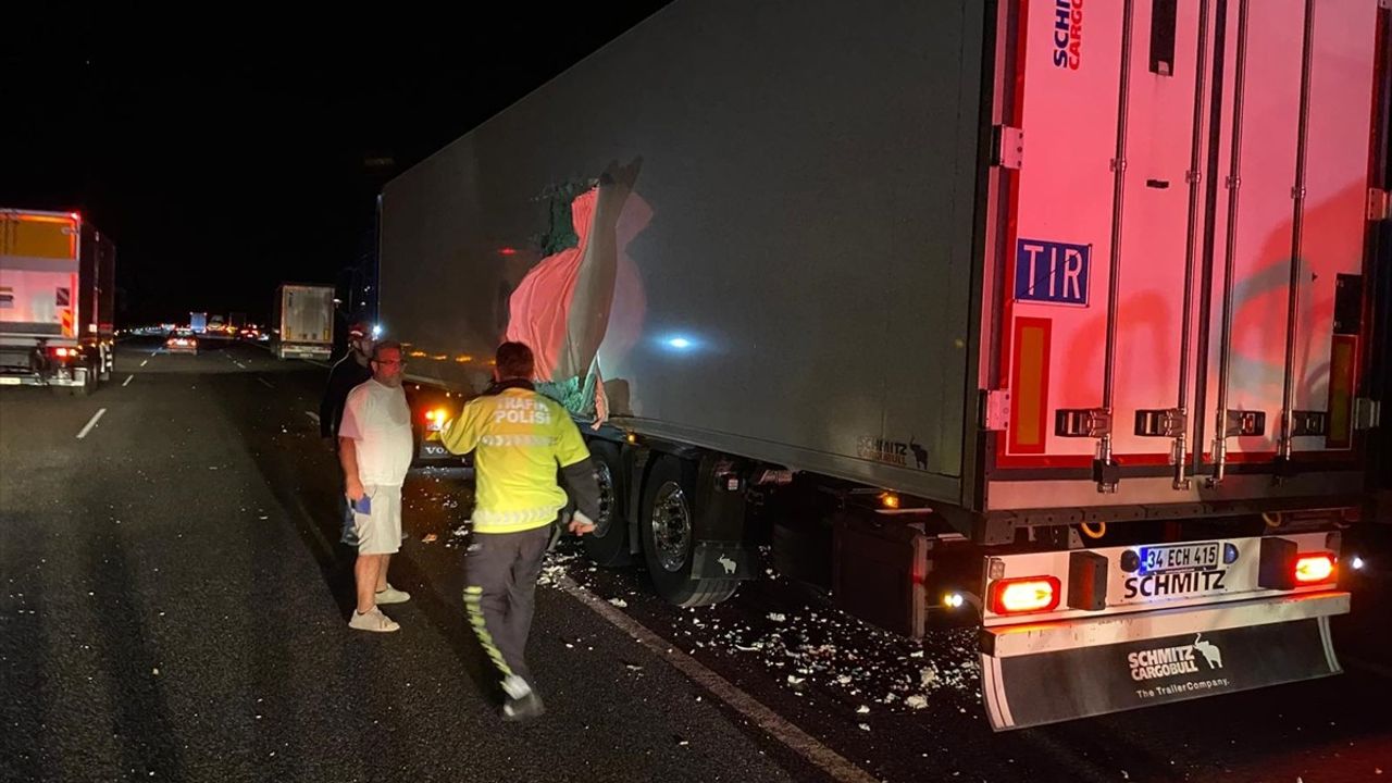 İstanbul-İzmir Otoyolunda Zincirleme Kaza: 1 Ağır Yaralı