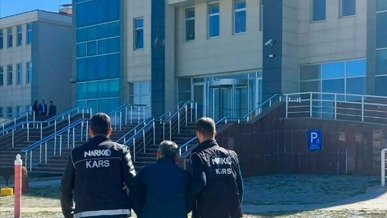 Kars'ta Uyuşturucu Suçlusu Firari Hükümlü Ele Geçirildi