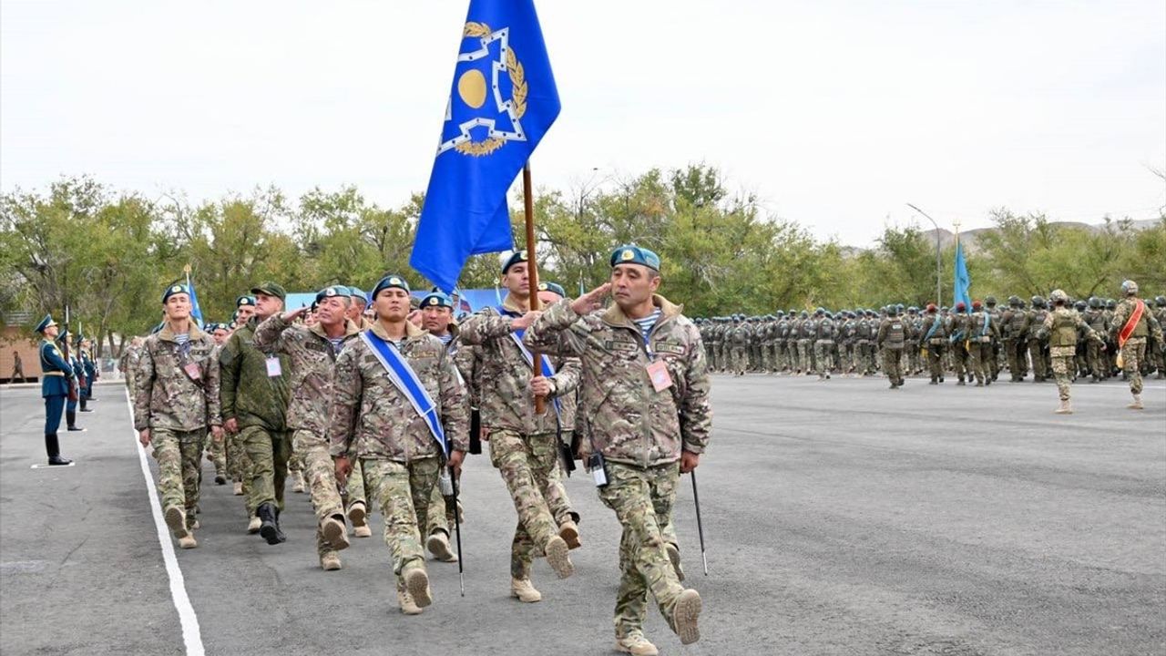 Kazakistan'da KGAÖ Tarafından 'Sarsılmaz Kardeşlik-2024' Tatbikatı Başladı