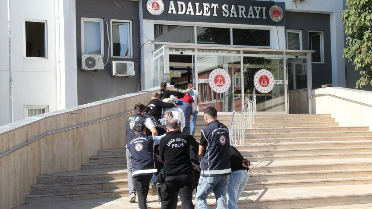 Kocaeli'de Göçmen Kaçakçılığına Büyük Darbe: 12 Tutuklama