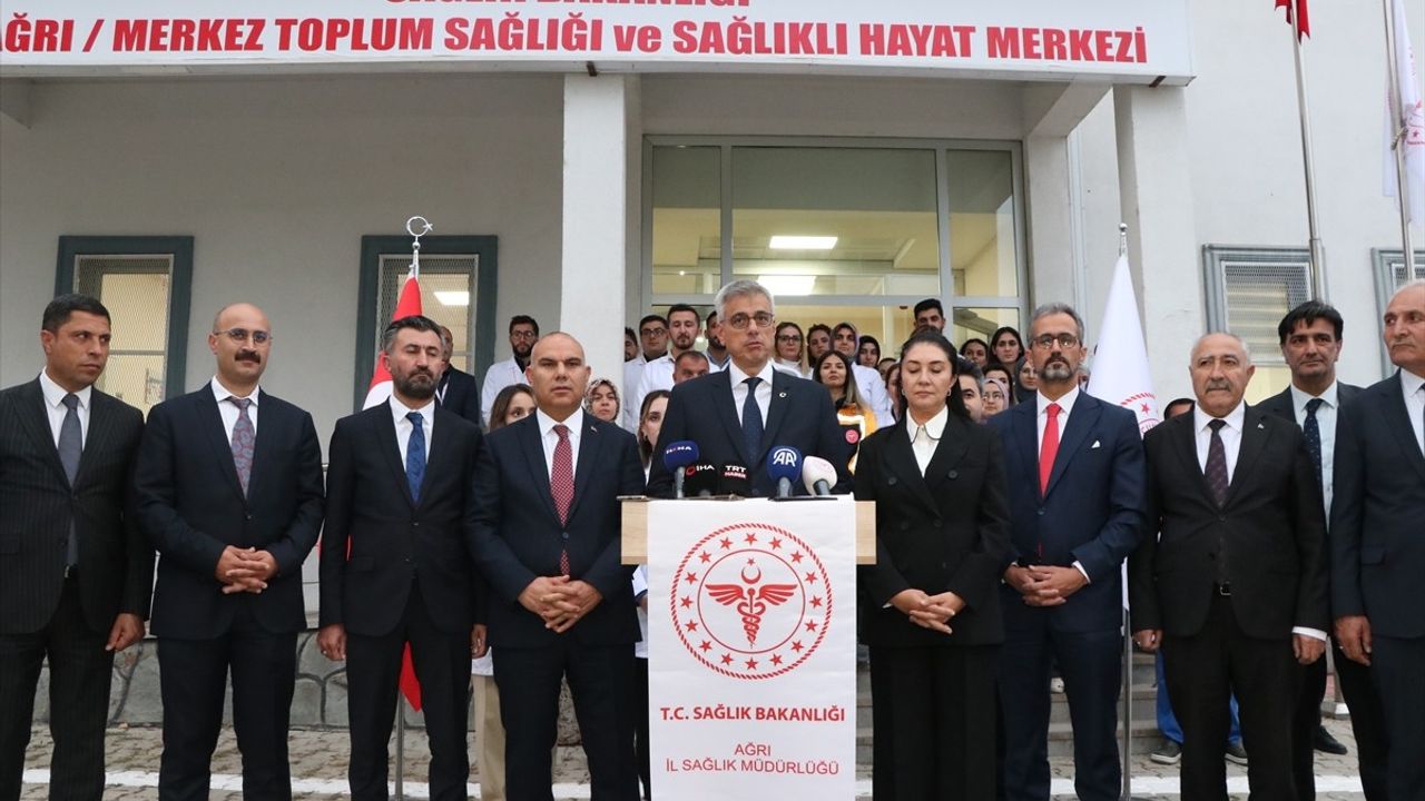 Sağlık Bakanı Memişoğlu'ndan Ağrı'da Şiddete Tolerans Yok Mesajı