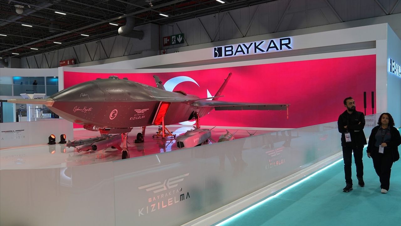 SAHA EXPO'da Türk Bayraklarıyla Birlik Mesajı