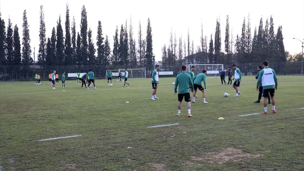 Sakaryaspor Bandırmaspor Maçına Hazırlanıyor