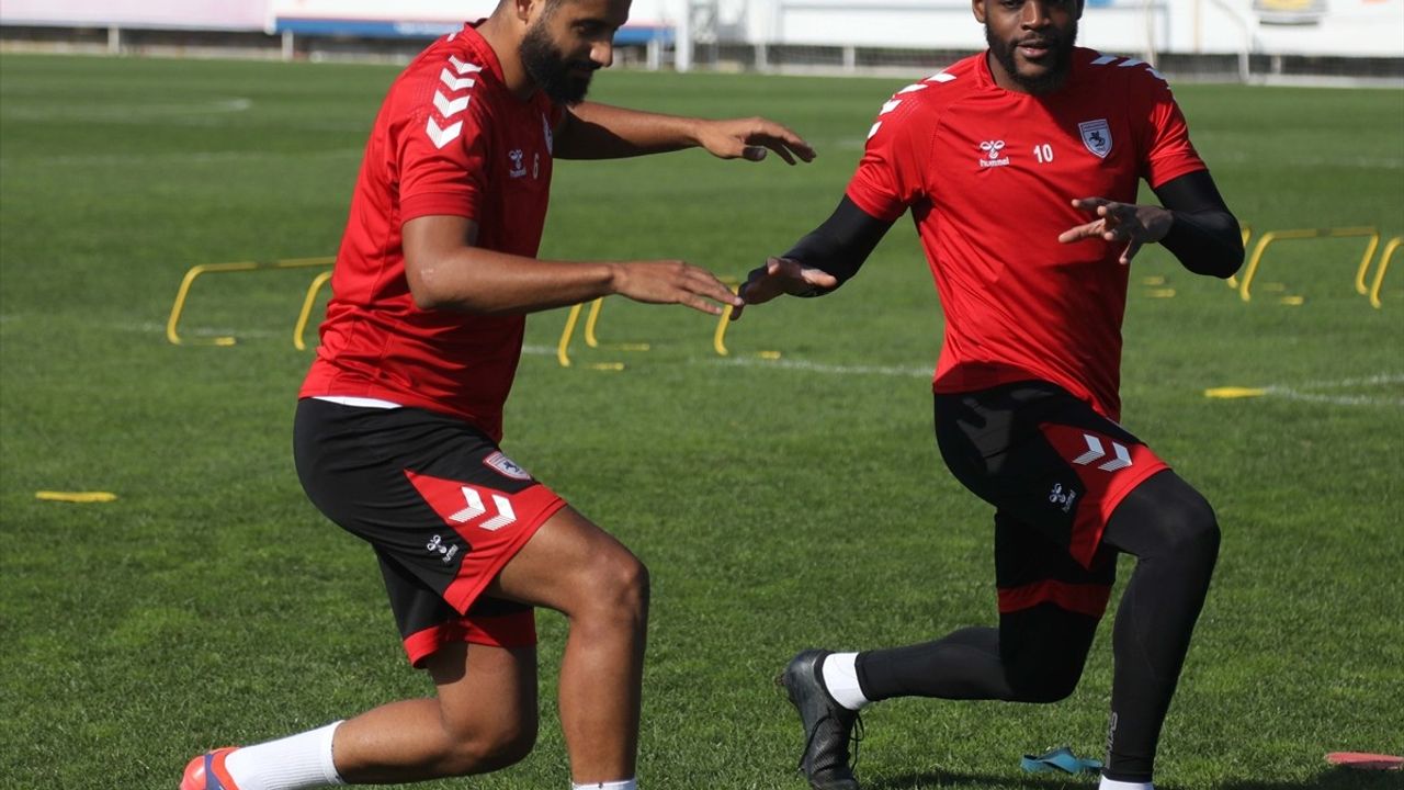 Samsunspor Kaptanı Zeki Yavru, Ligi Güvenli Bir Yerde Bitirme Hedefini Açıkladı