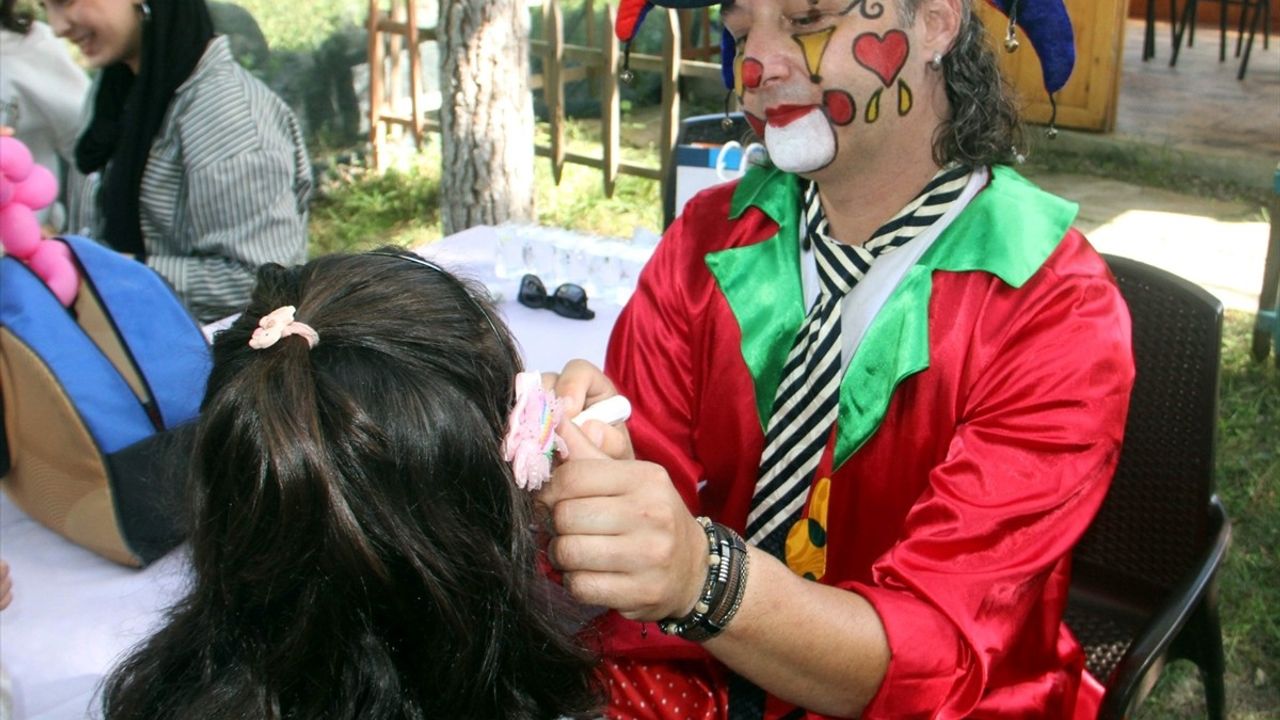 Sinop'ta Dünya Kız Çocukları Günü Etkinliği Renkli Anlara Sahne Oldu