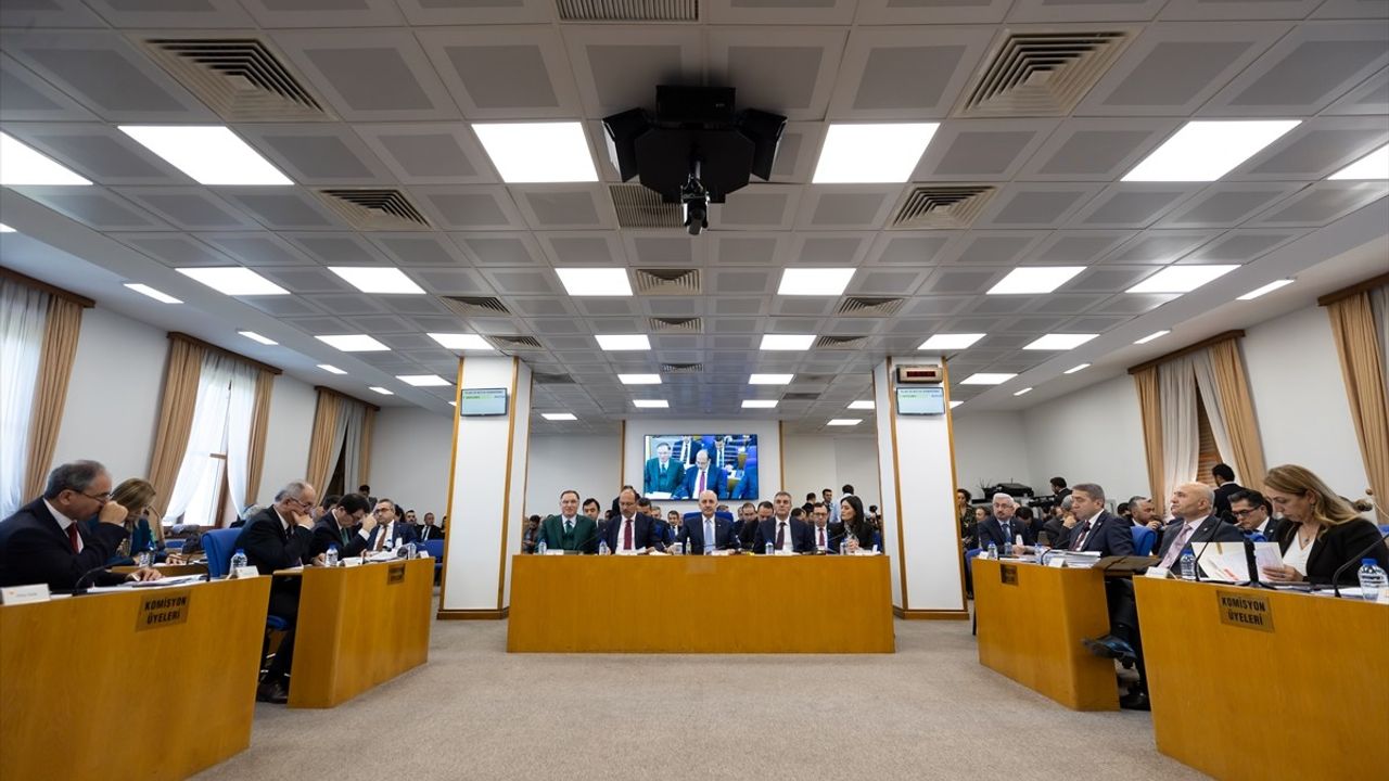 TBMM Başkanı Kurtulmuş'tan Bütçe Görüşmelerinde Önemli Açıklama