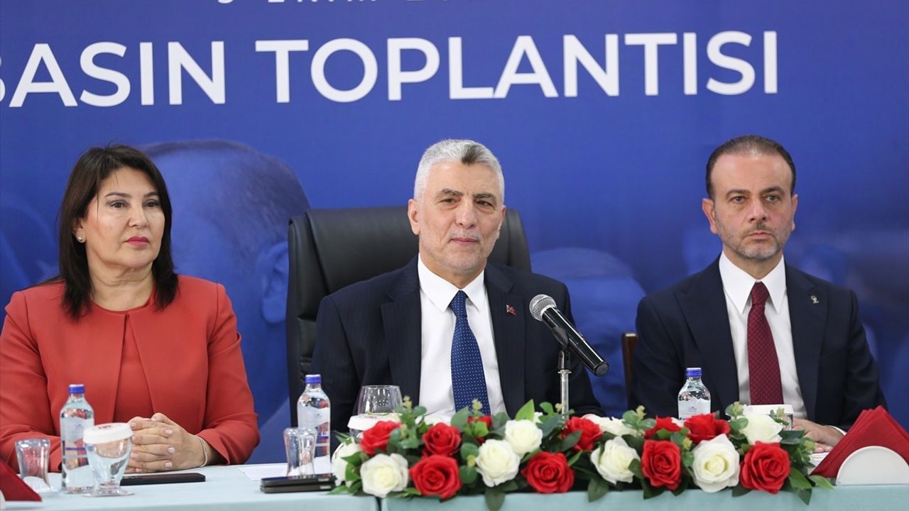 Ticaret Bakanı Ömer Bolat Adana'da Enflasyon Rakamlarını Değerlendirdi