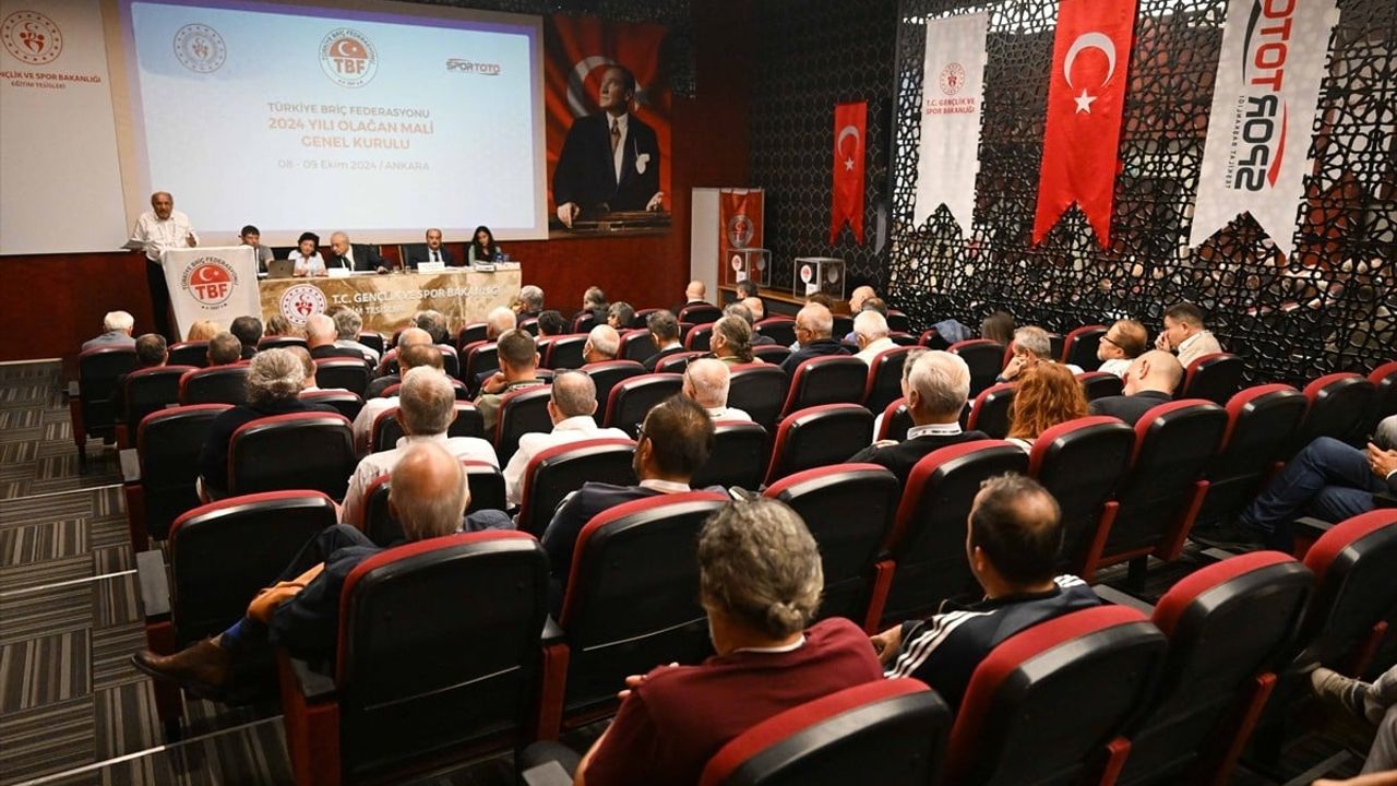 Türkiye Briç Federasyonu'nda Yeni Dönem: Esat Murat Molva Başkan Seçildi