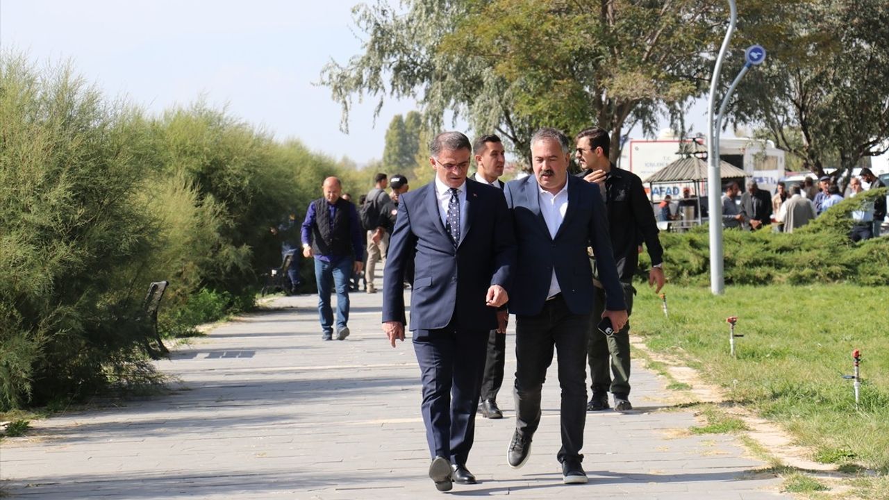 Van'da Kaybolan Üniversite Öğrencisi İçin Arama Çalışmaları 16. Günde Devam Ediyor