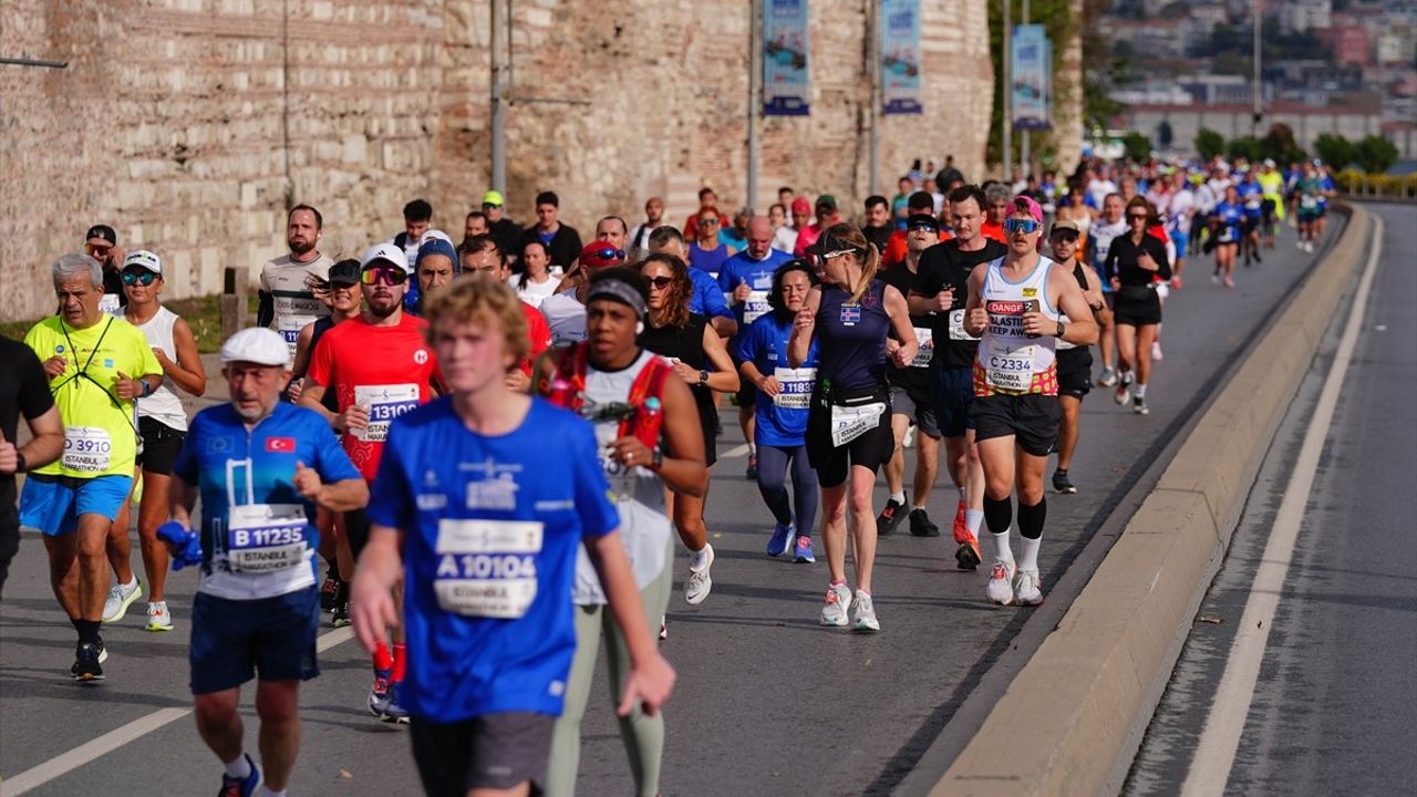 46. İstanbul Maratonu'nda Zaferler Paylaşıldı