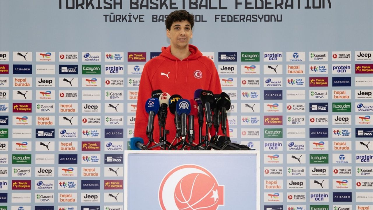 A Milli Basketbol Takımı'ndan Macaristan Maçları Öncesi Medya Günü