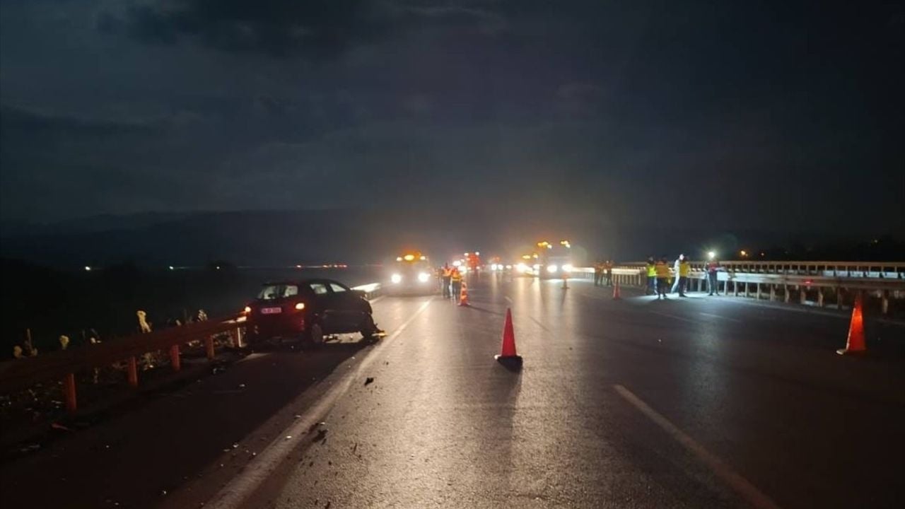 Aydın'da Zincirleme Trafik Kazası: 1 Ölü, 4 Yaralı