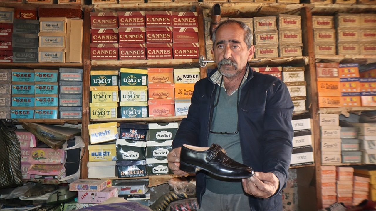 Babasının Hatırasını Yaşatan Bakkal: 30 Yıldır Kapalı