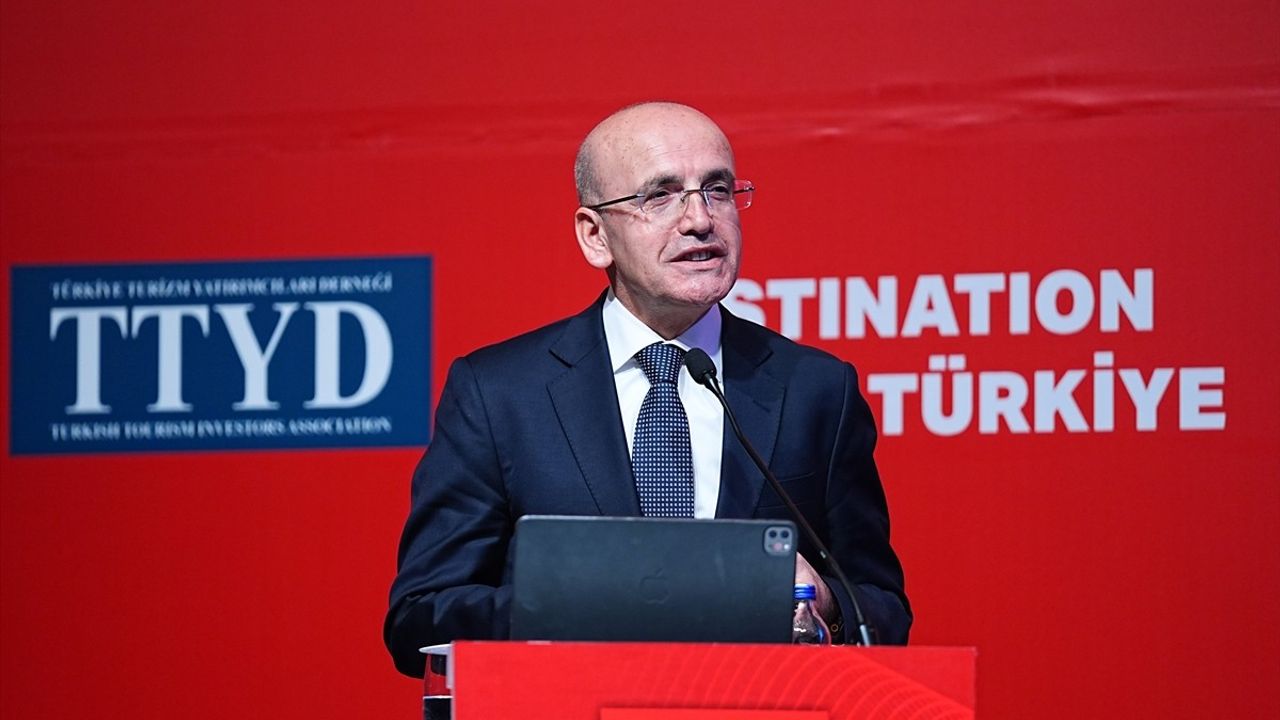 Bakan Şimşek'ten Turizm Yatırım Forumu'nda Önemli Açıklamalar